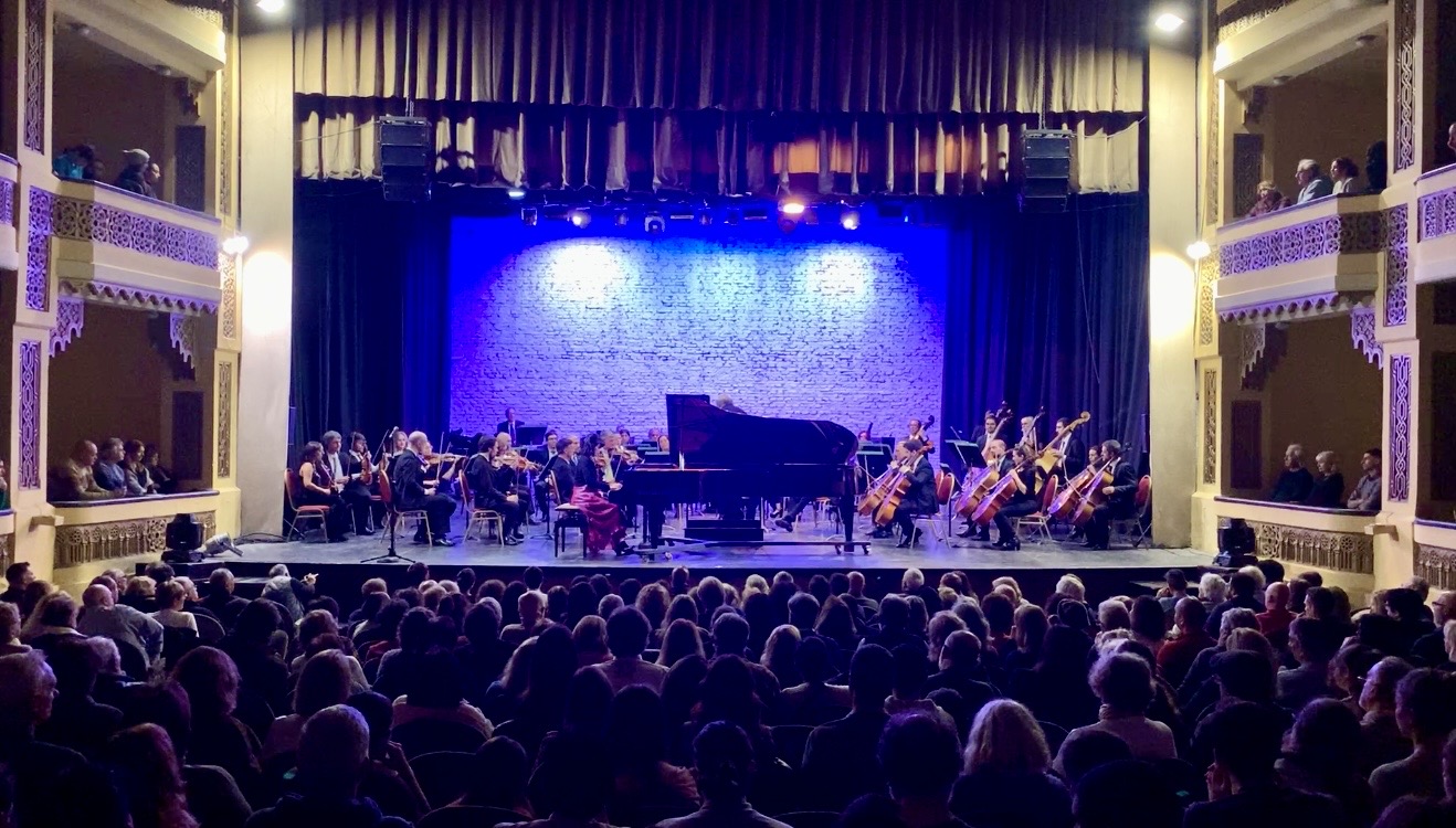 Cristina Cavalli – Teatro Colón, Mar del Plata, Argentina