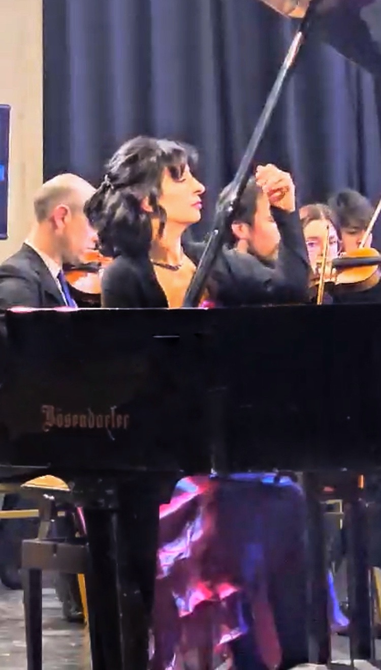 Cristina Cavalli – Teatro Colón, Mar del Plata, Argentina