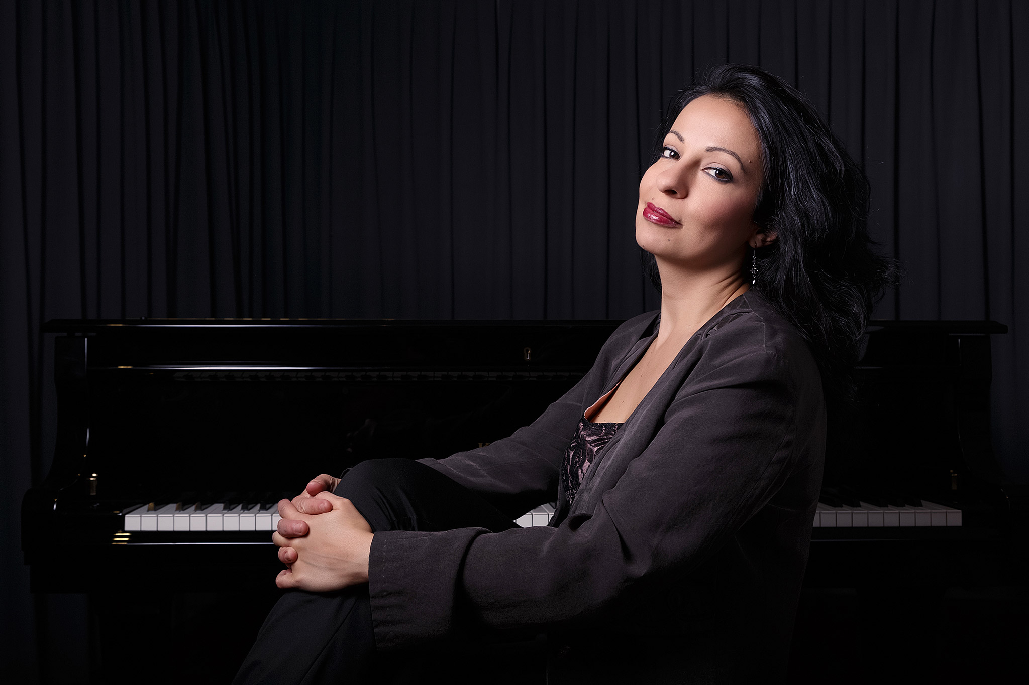 Cristina Cavalli at the piano